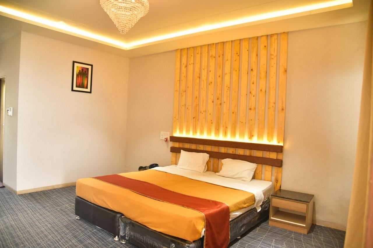 Wildernest Hilltop Resort Mangvadi Экстерьер фото