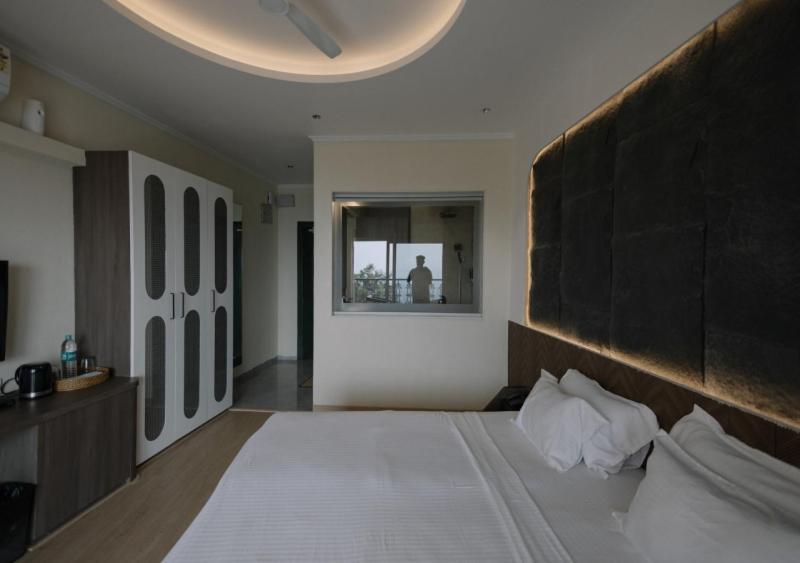 Wildernest Hilltop Resort Mangvadi Экстерьер фото